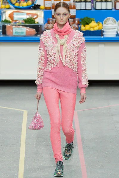 Look 76
